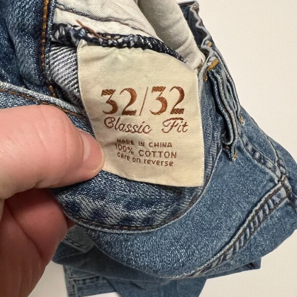 Tommy Bahama Jeans Classic Fit Straight Leg Medium Wash Men's size 32x32 - Picture 4 of 7